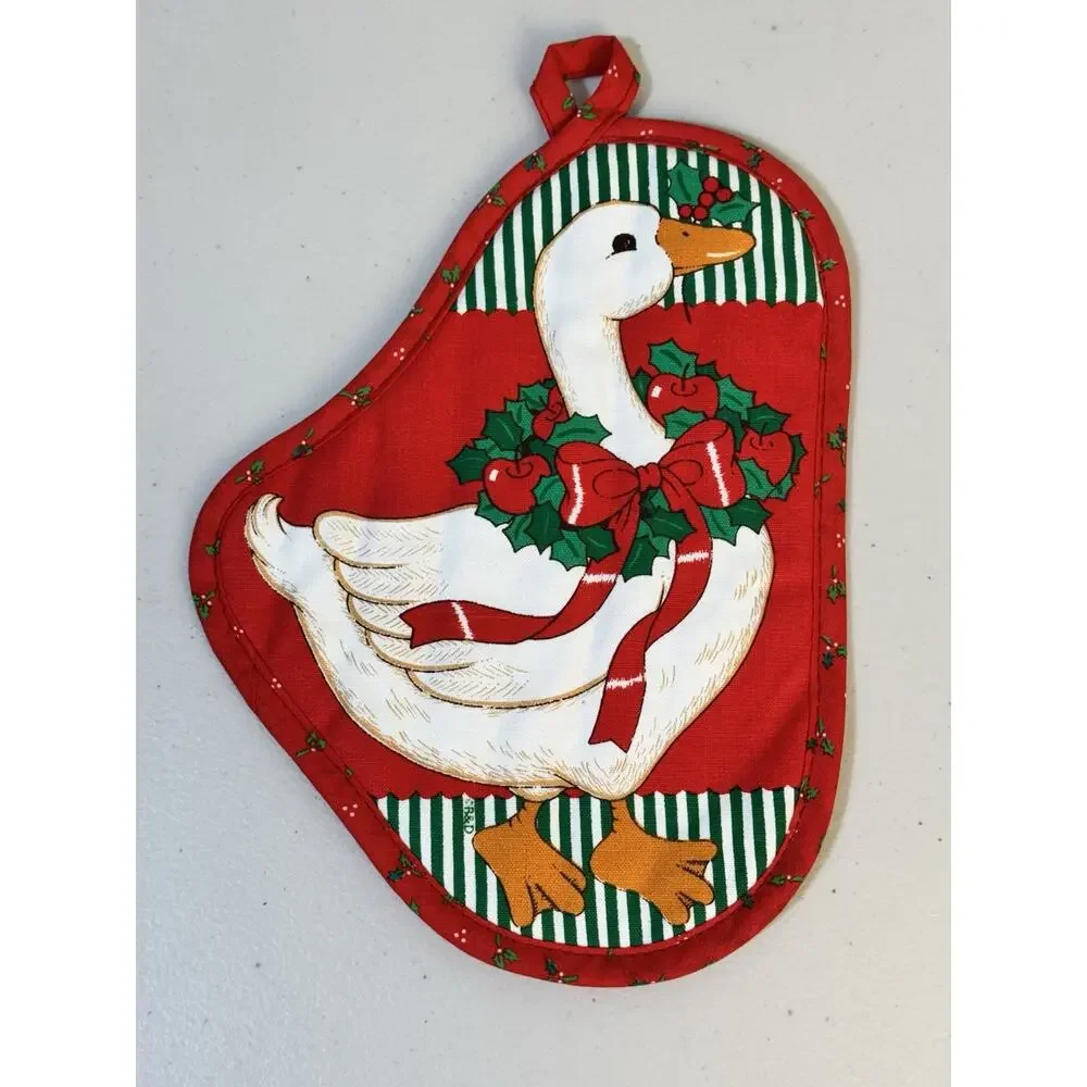 B&D Christmas Holly Wreath Holiday Bow Goose Potholder Hot Pad VTG Cottagecore